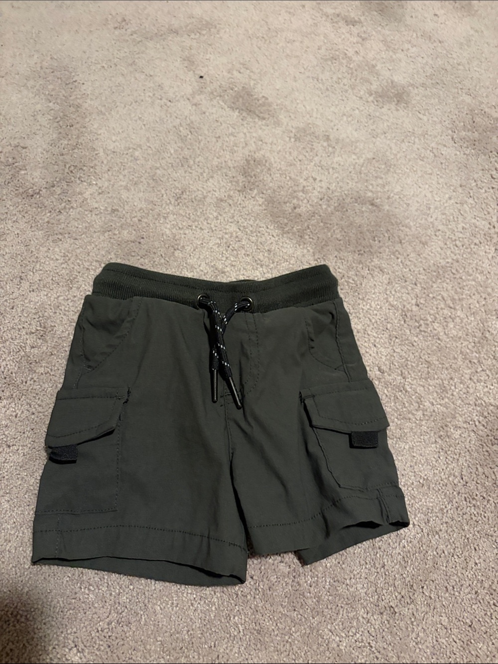 Men's Olive Cargo Drawstring Shorts